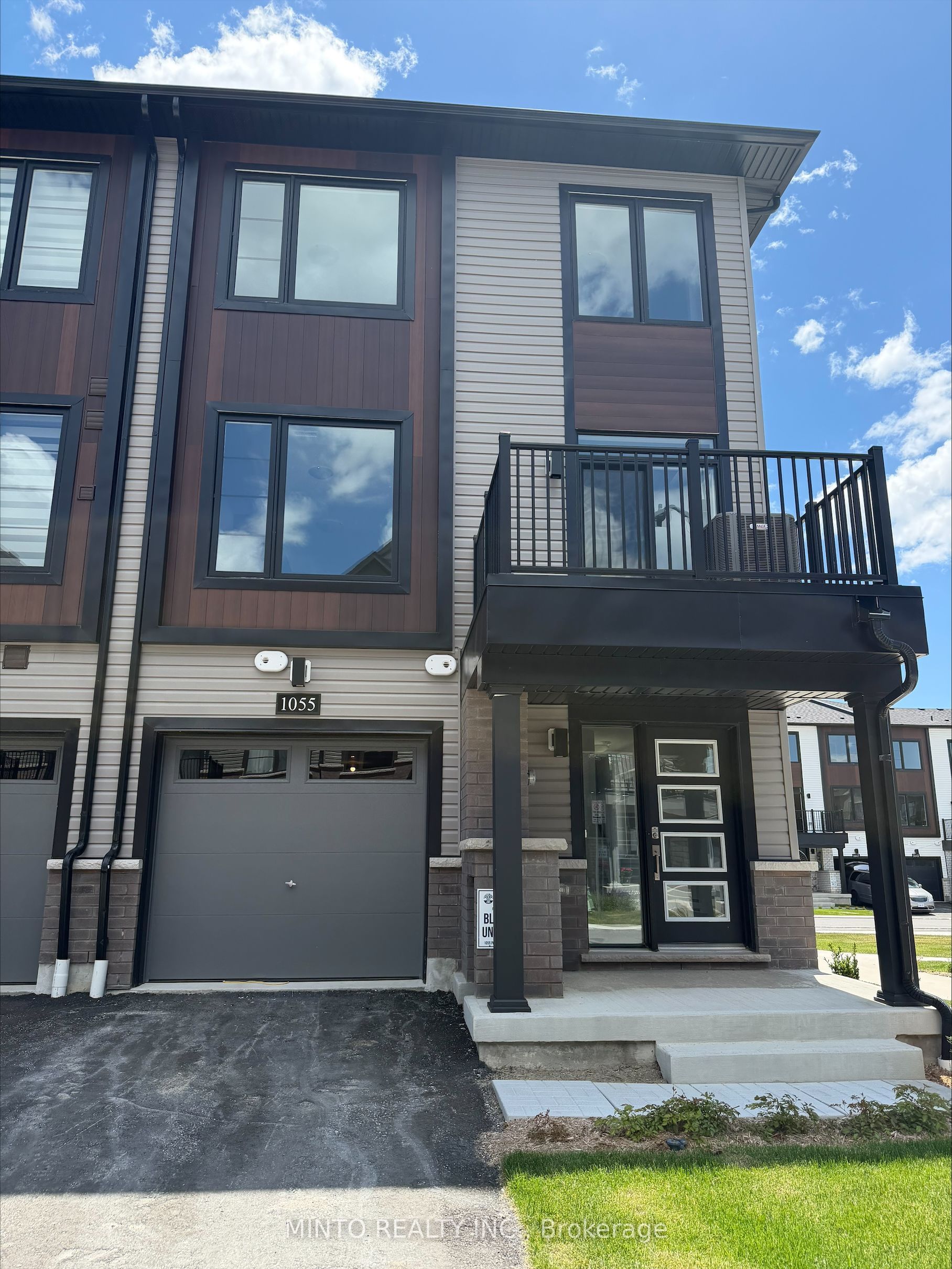 1055 Porcupine Path, Oshawa, ON, L1L 0X1