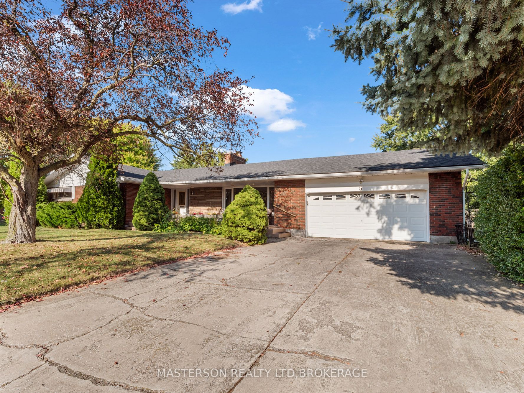 5 Burdy Drive, St. Catharines, ON, L2S 2Z1