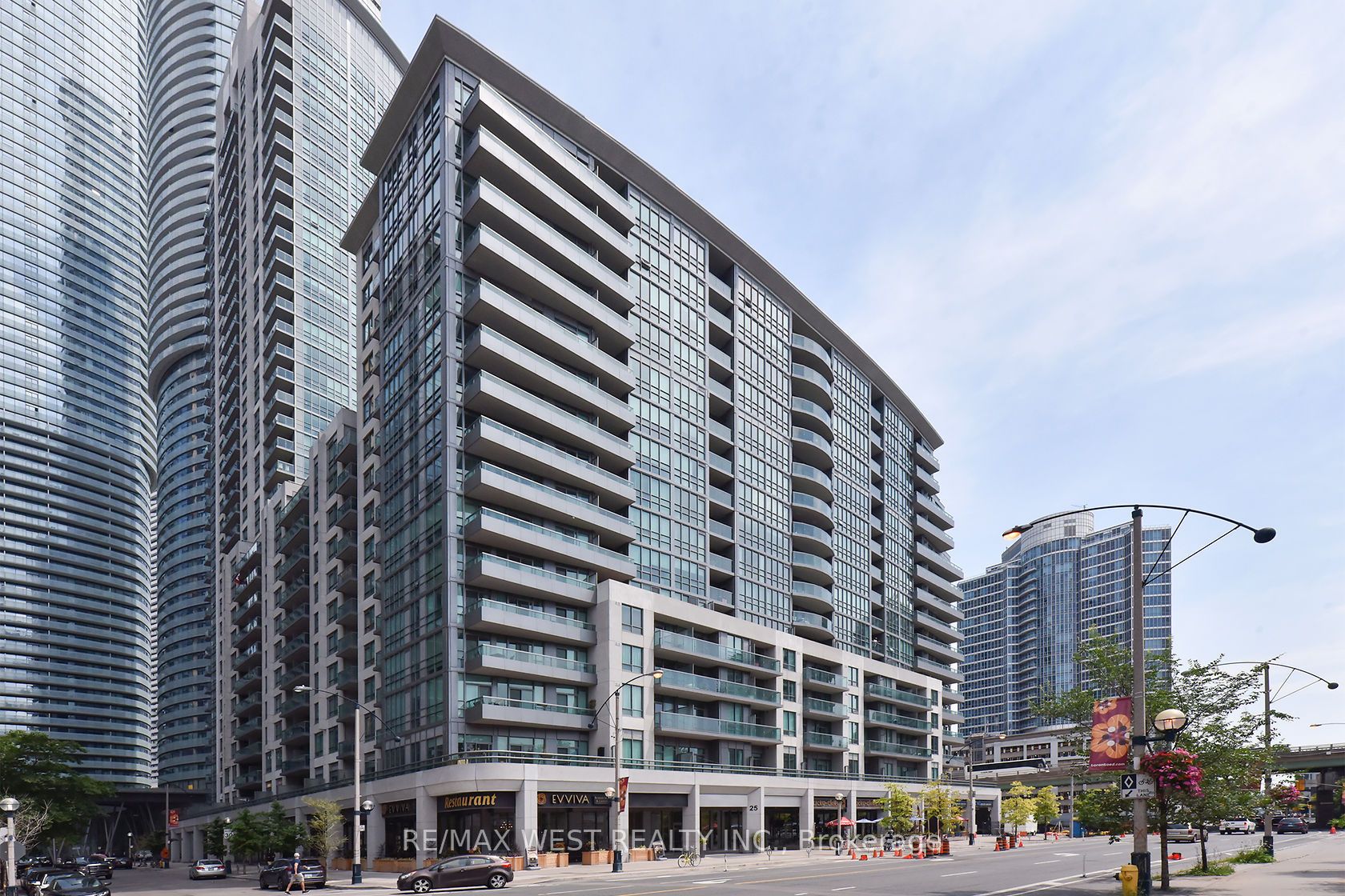 1512-25 Lower Simcoe Street, Toronto, ON, M5J 3A1