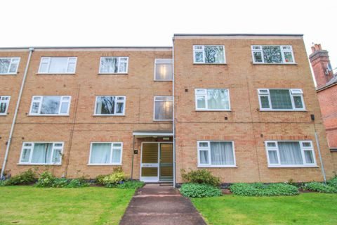 Calbri Court, Leicester LE2