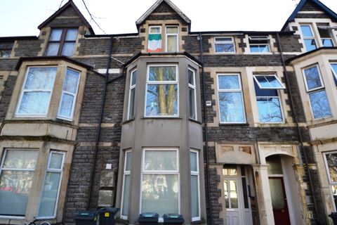Llanbleddian Gardens, Cathays CF24