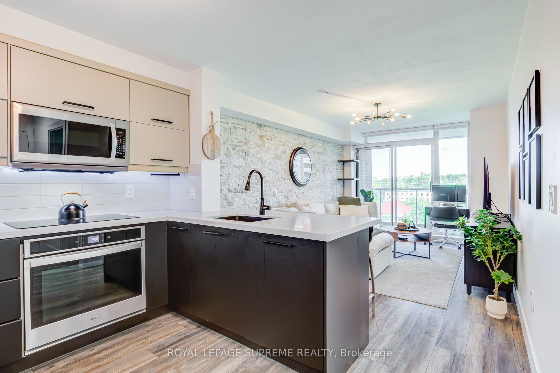 Additional image 5 of 610-11 Michael Power Place, Toronto, ON, M9A 5G3