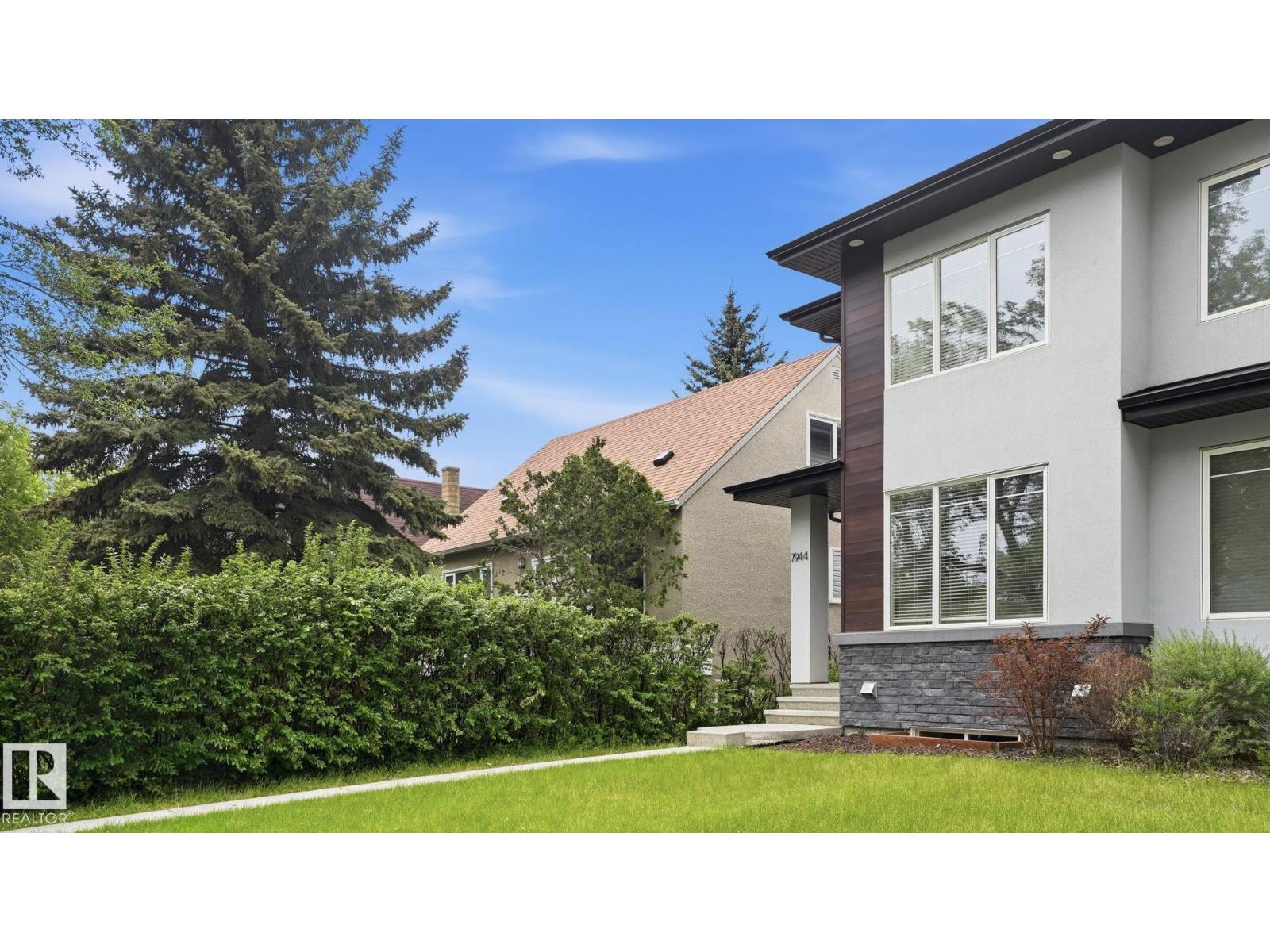 7944 81 Avenue NW, Edmonton, AB, T6C0V7