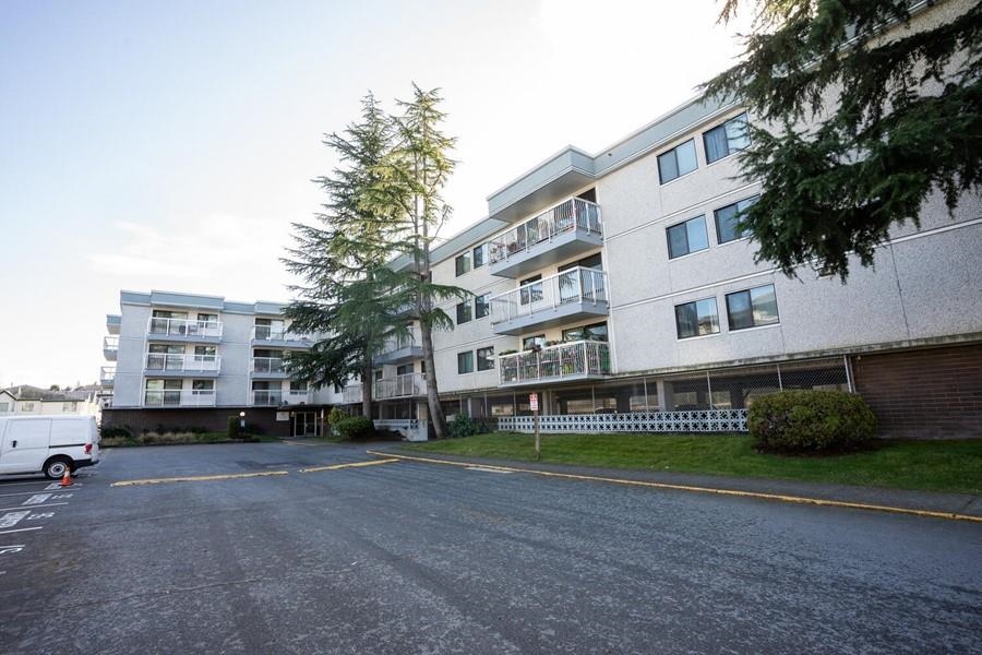 110-6420 Buswell Street, Richmond, BC, V6Y 2G3