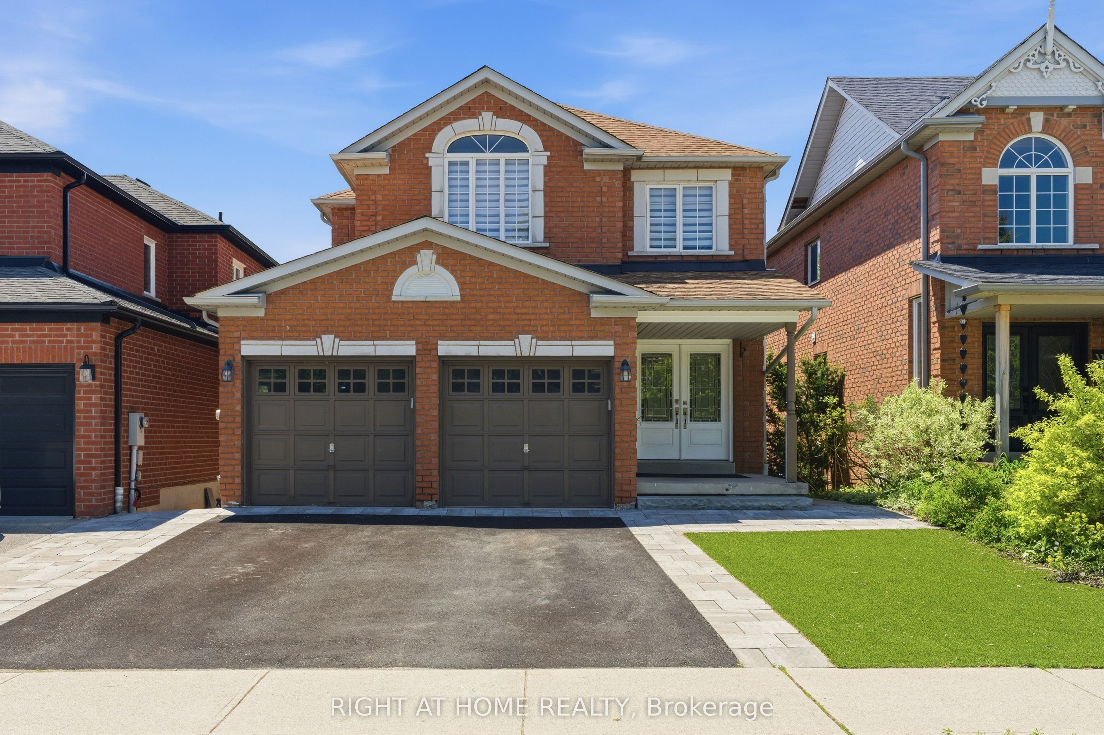 182 Mowat Crescent, Halton Hills, ON, L7G 6A4