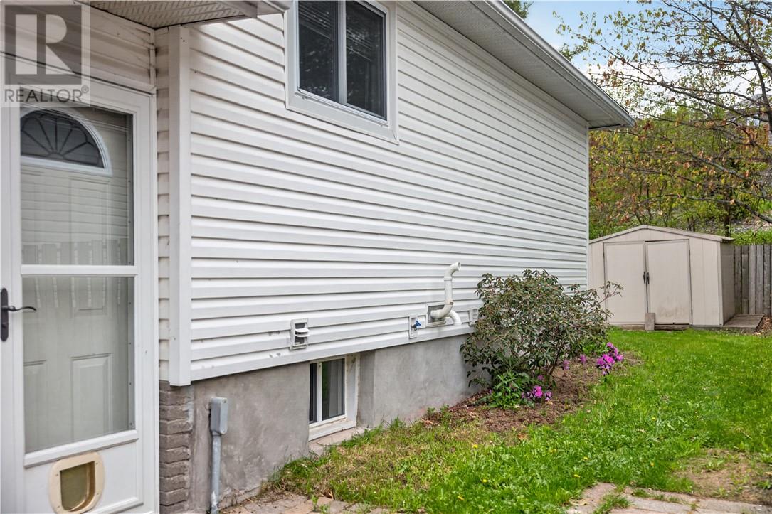 1649 Havenbrook Drive, Sudbury, ON, P3A5C6 photo 3