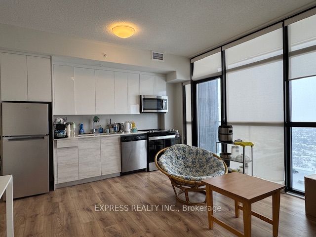 2714-60 Frederick Street, Kitchener, ON, N2H 0C7 photo 3