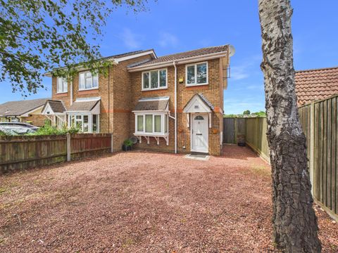 Butts Road SO19