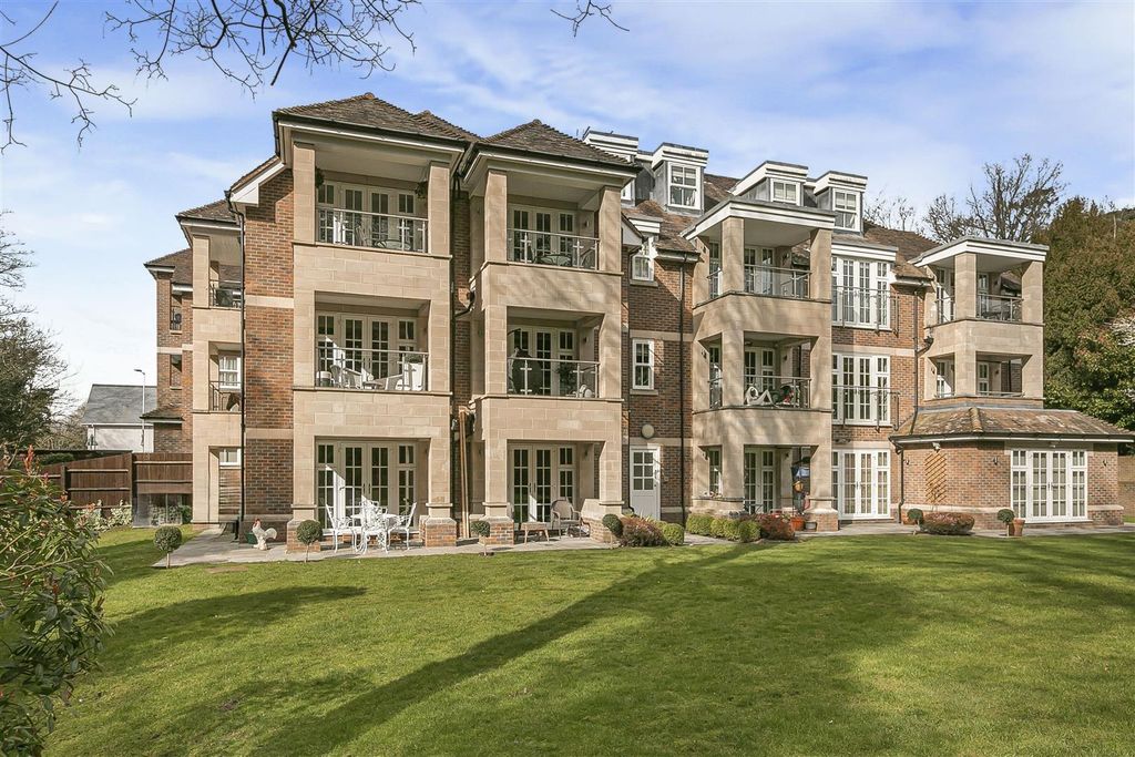 Additional image 18 of 2 bed flat for saleShenley Hill, Radlett WD7