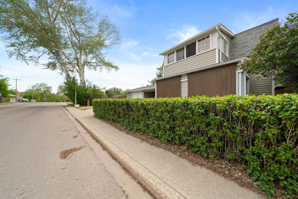 Additional image 3 of 218 Altawana Avenue NE, Medicine Hat, AB, T1A 5N7