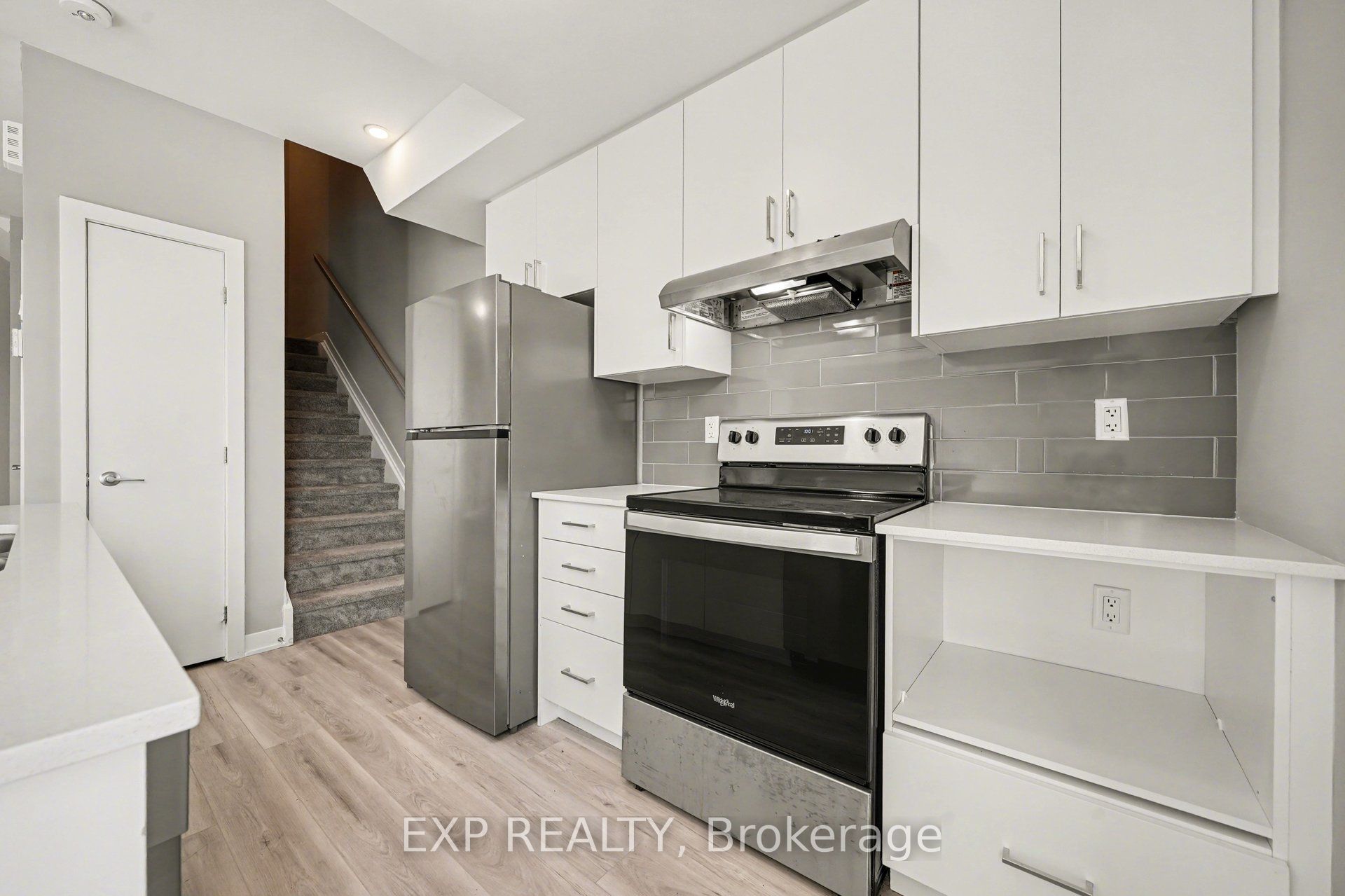Additional image 4 of C-503 Southfield Way, Ottawa, ON, K4A 5N7