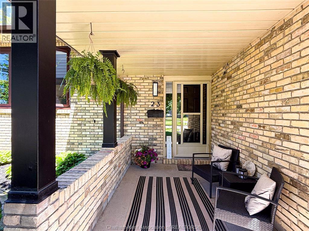23 Argyle Crescent, Chatham, ON, N7L4T7 photo 3