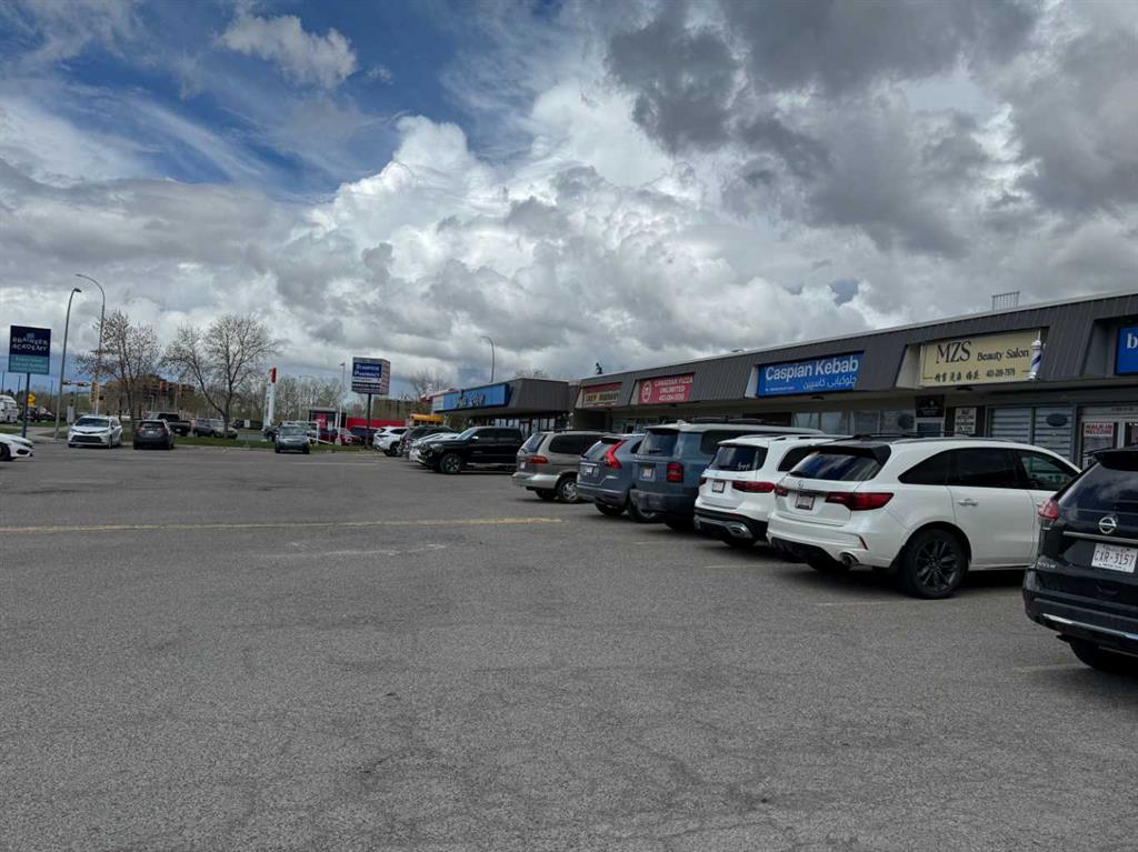 33-3616 52 Avenue NW, Calgary, AB, T2L 1V9
