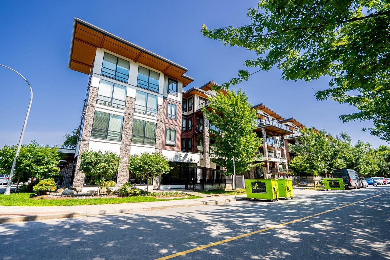 315-12460 191 Street, Pitt Meadows, BC, V3Y 2J2