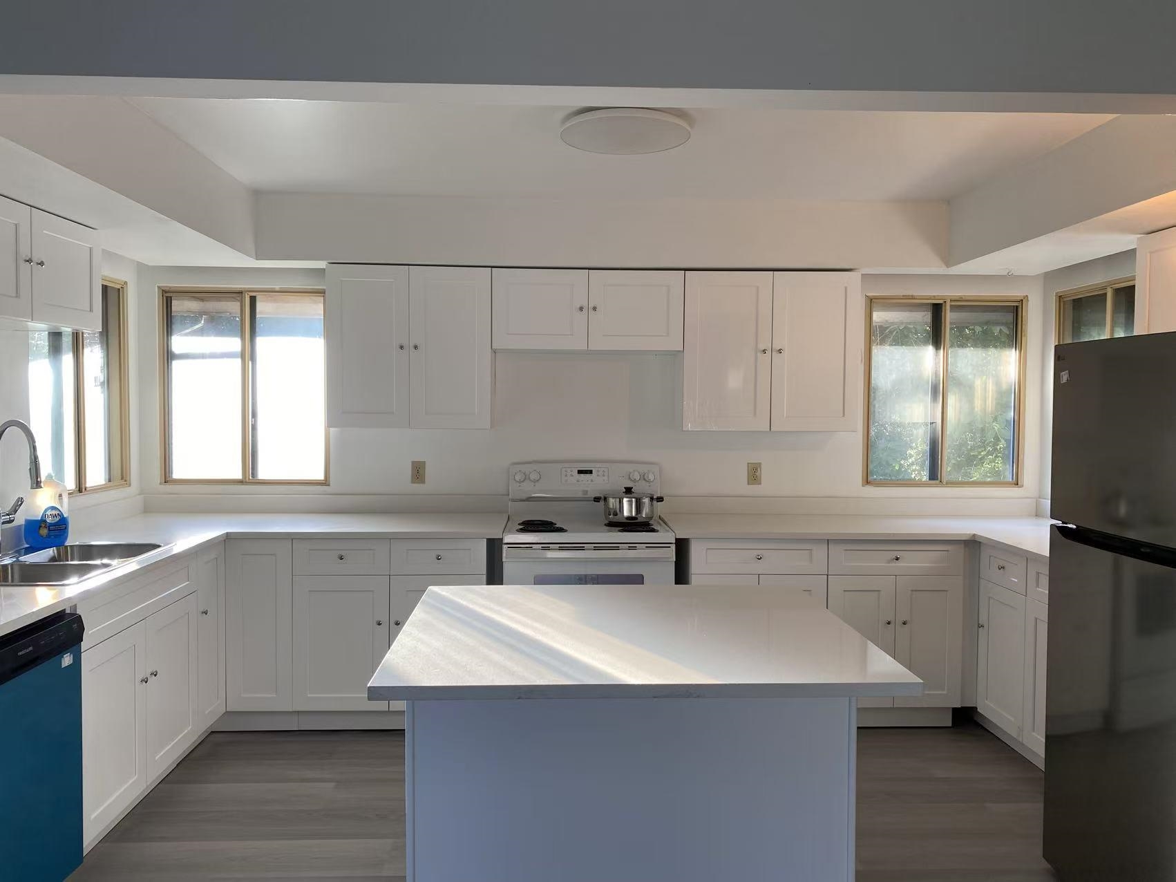 75 184 Street, Surrey, BC, V4N 5V3