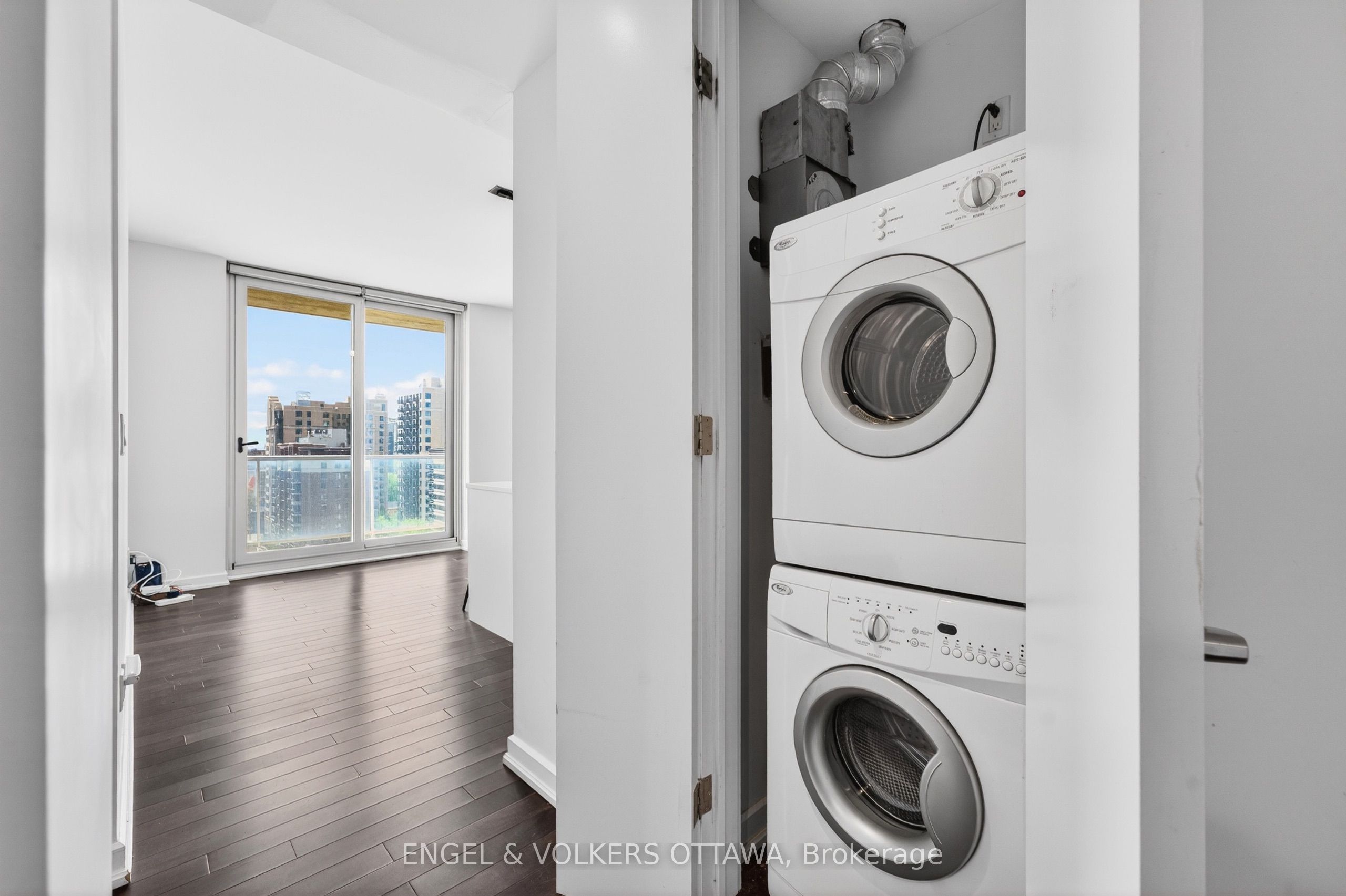 Additional image 4 of 1210-300 Lisgar Street, Ottawa, ON, K2P 0E2