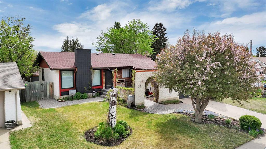 31 Macfarlane Avenue, Red Deer, AB, T4N 5S9