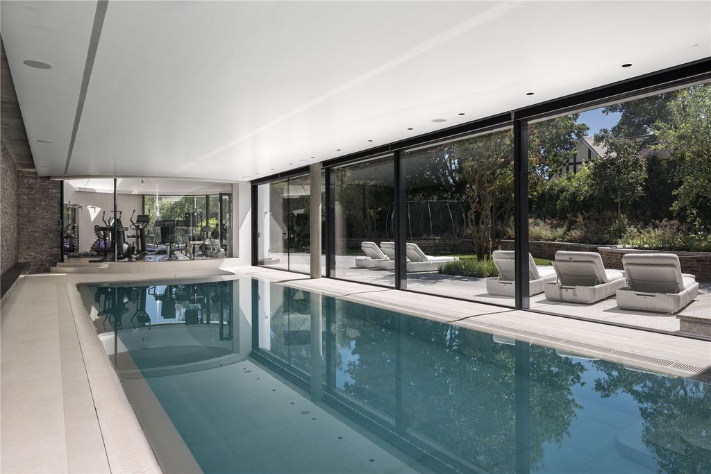 Additional image 25 of 7 bed detached house for saleThe Warren, Radlett, Hertfordshire WD7