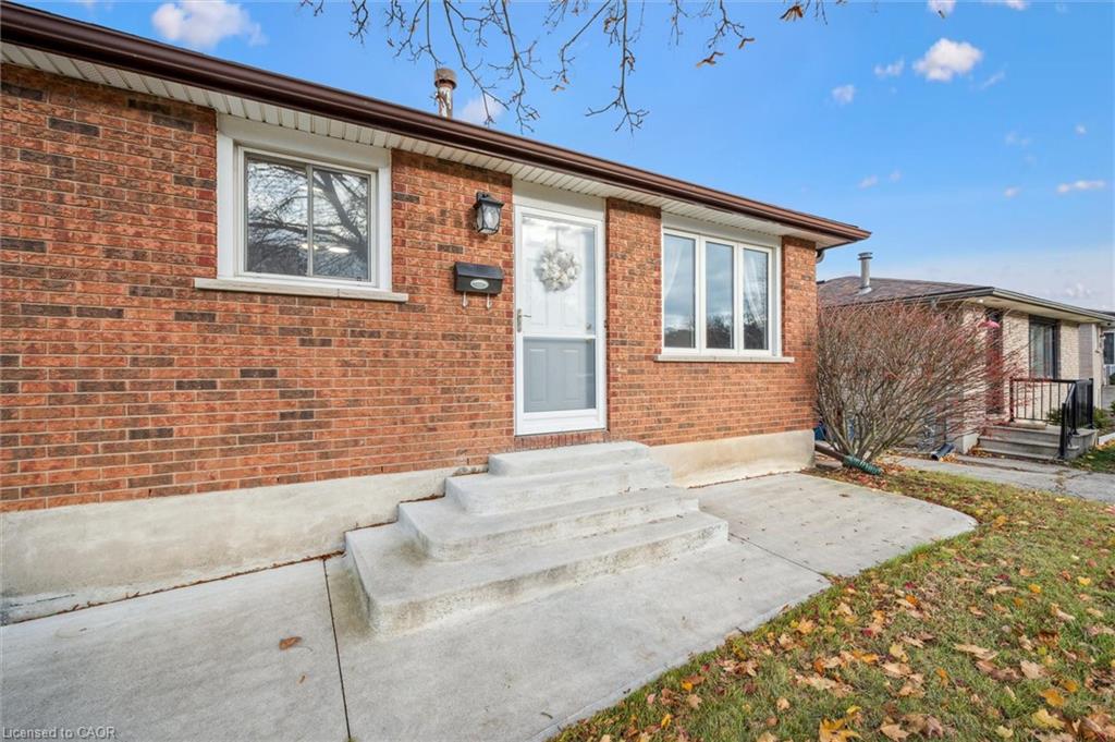 Additional image 2 of 217 Johanna Drive, Cambridge, ON, N1S 4C5