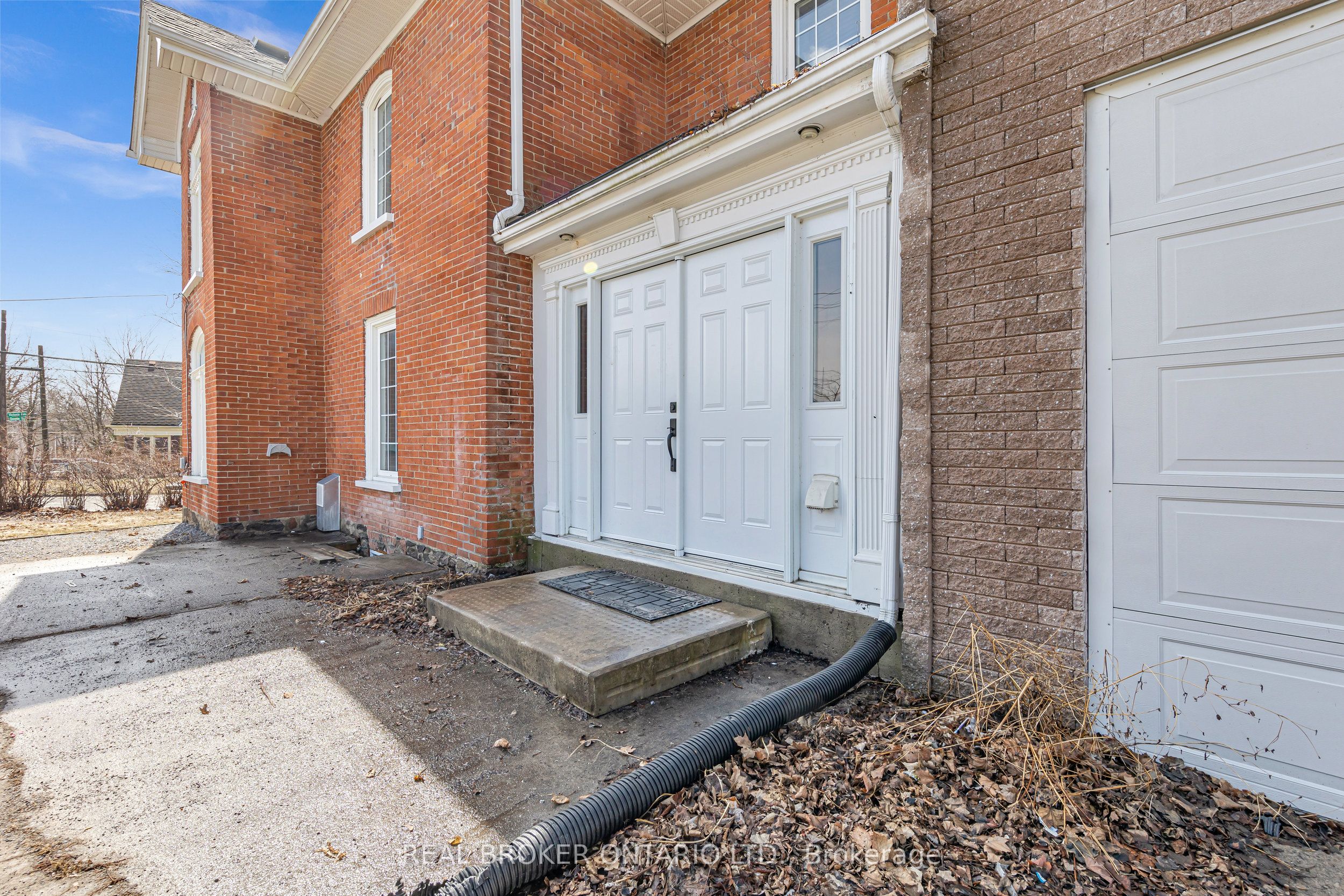 MAIN-52 Victoria Avenue N, Peterborough, ON, K9H 4W1 photo 5