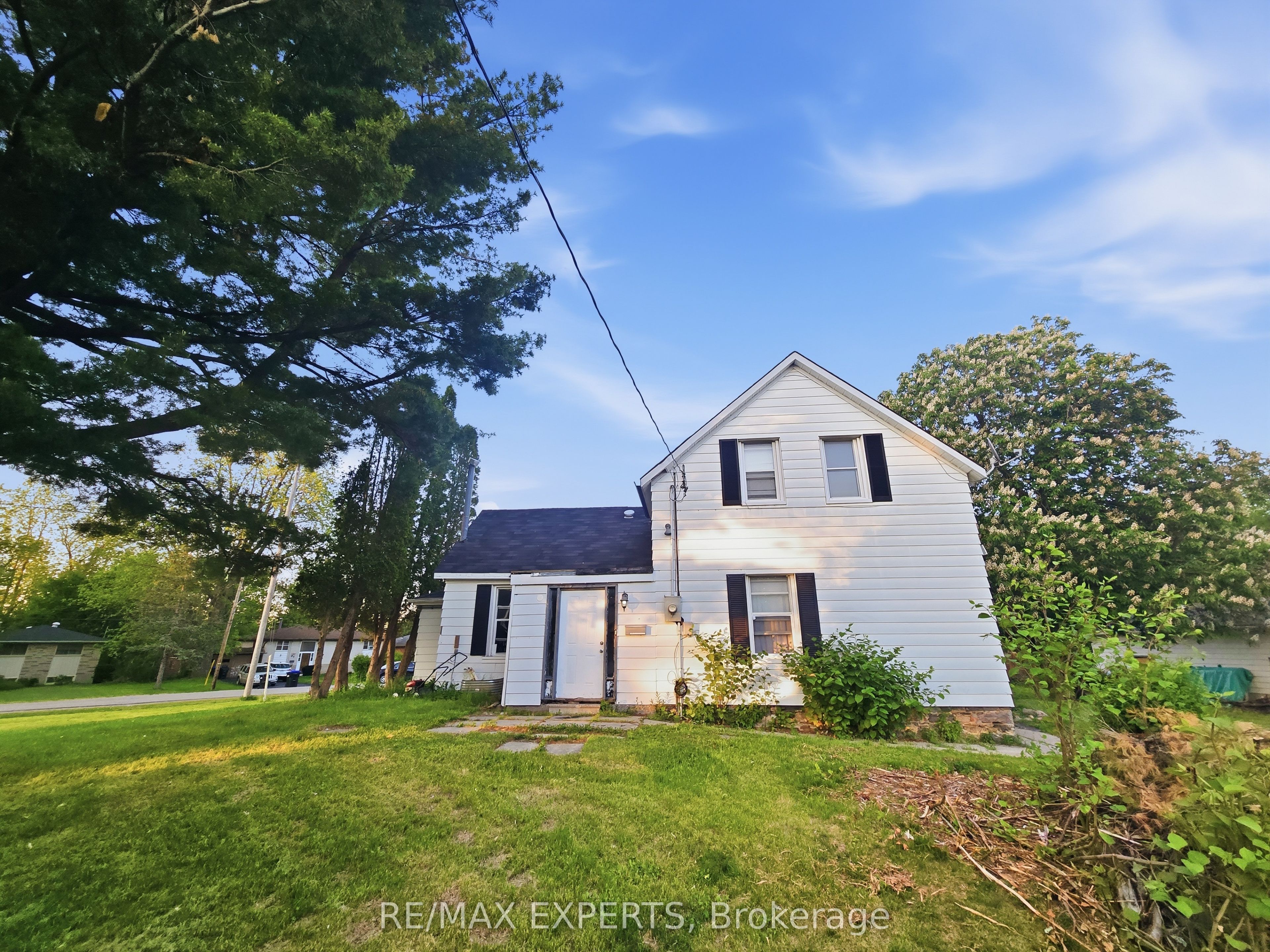47 Walnut Street, New Tecumseth, ON, L9R 1K2 photo 3