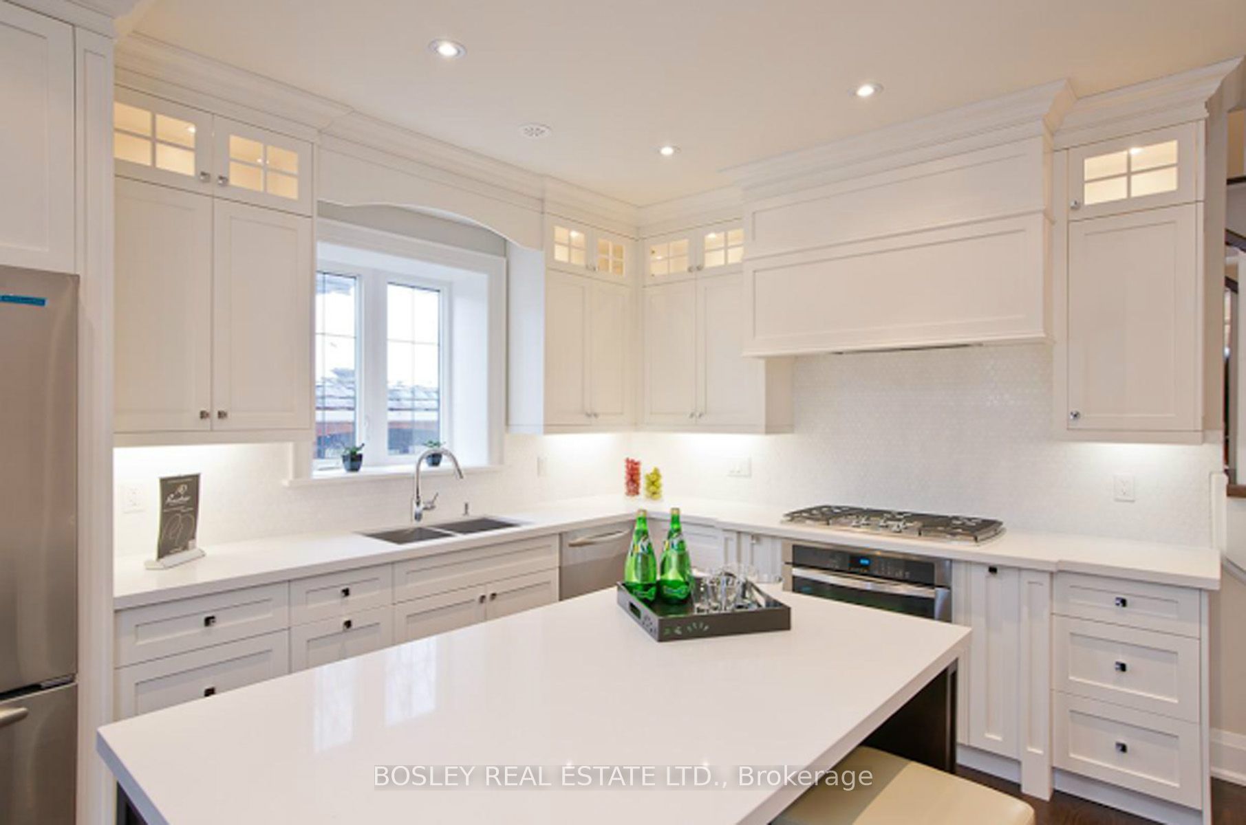 Upper-19 Cardiff Road, Toronto, ON, M4P 2N6 photo 3