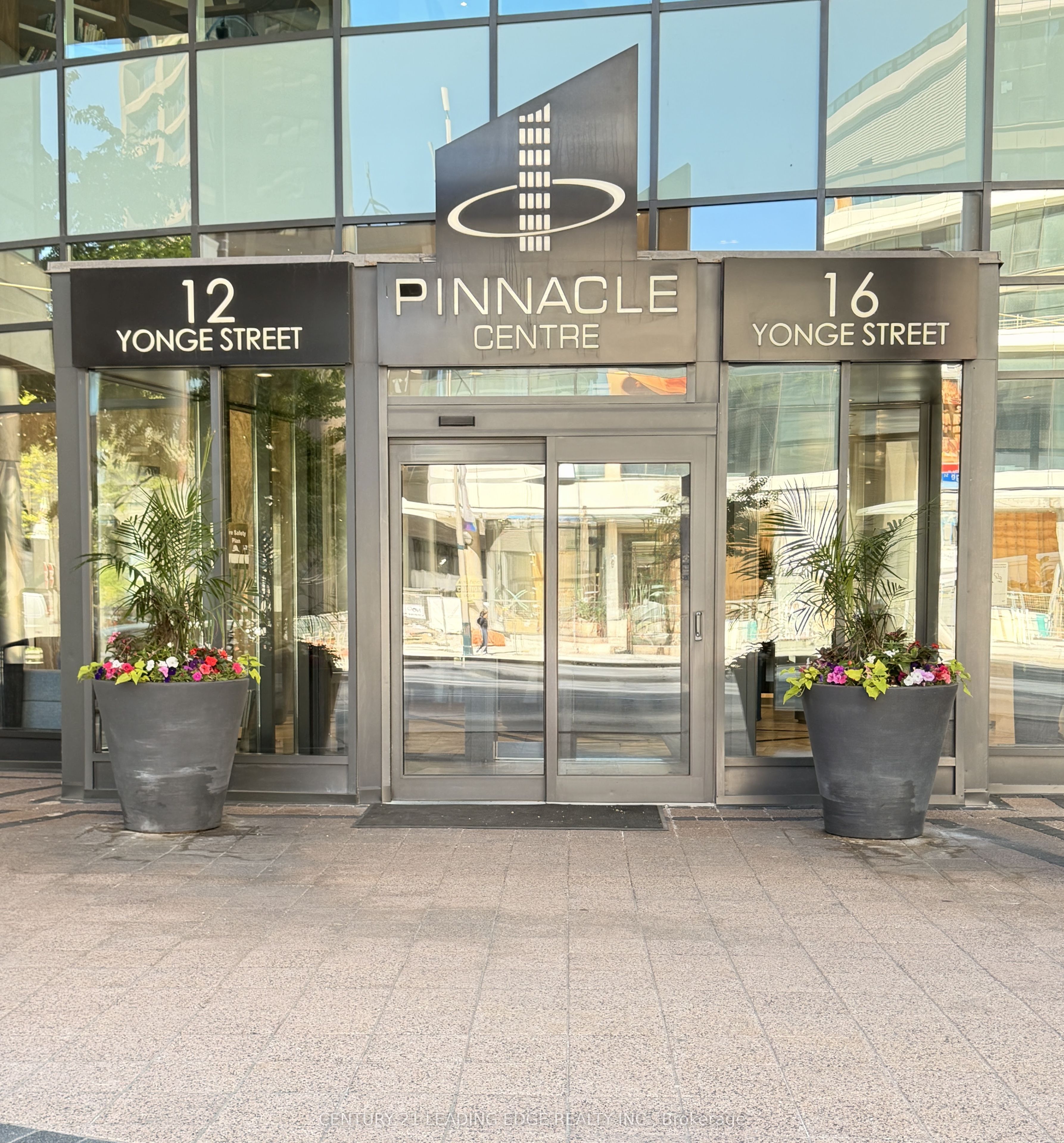 Additional image 3 of 704-12 Yonge Street, Toronto, ON, M5E 1R4