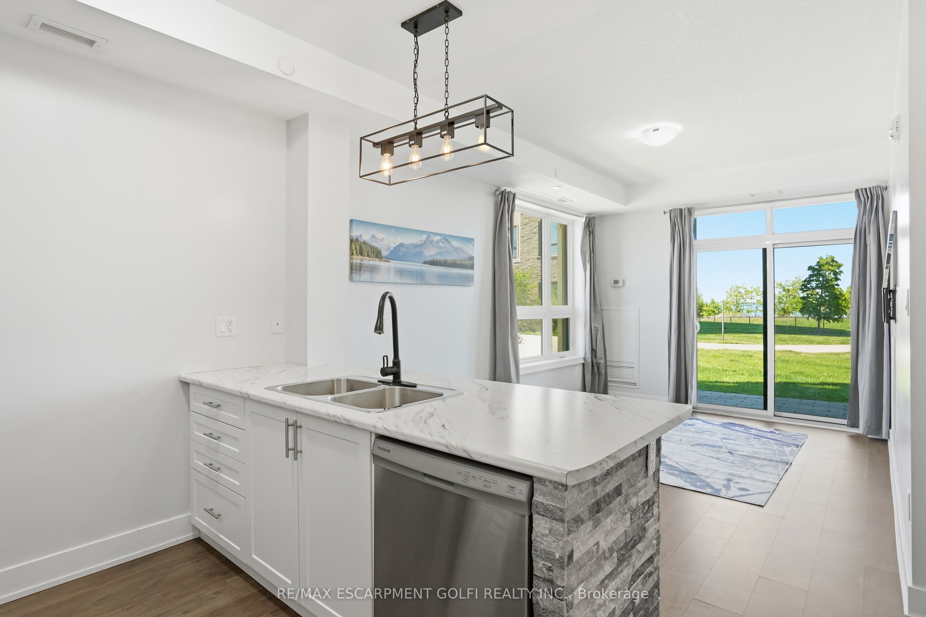 Additional image 6 of 129-101 Shoreview Place, Hamilton, ON, L8E 0K2