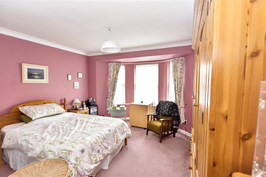 Additional image 11 of 3 bed semi-detached house for saleClinton Road, Redruth TR15