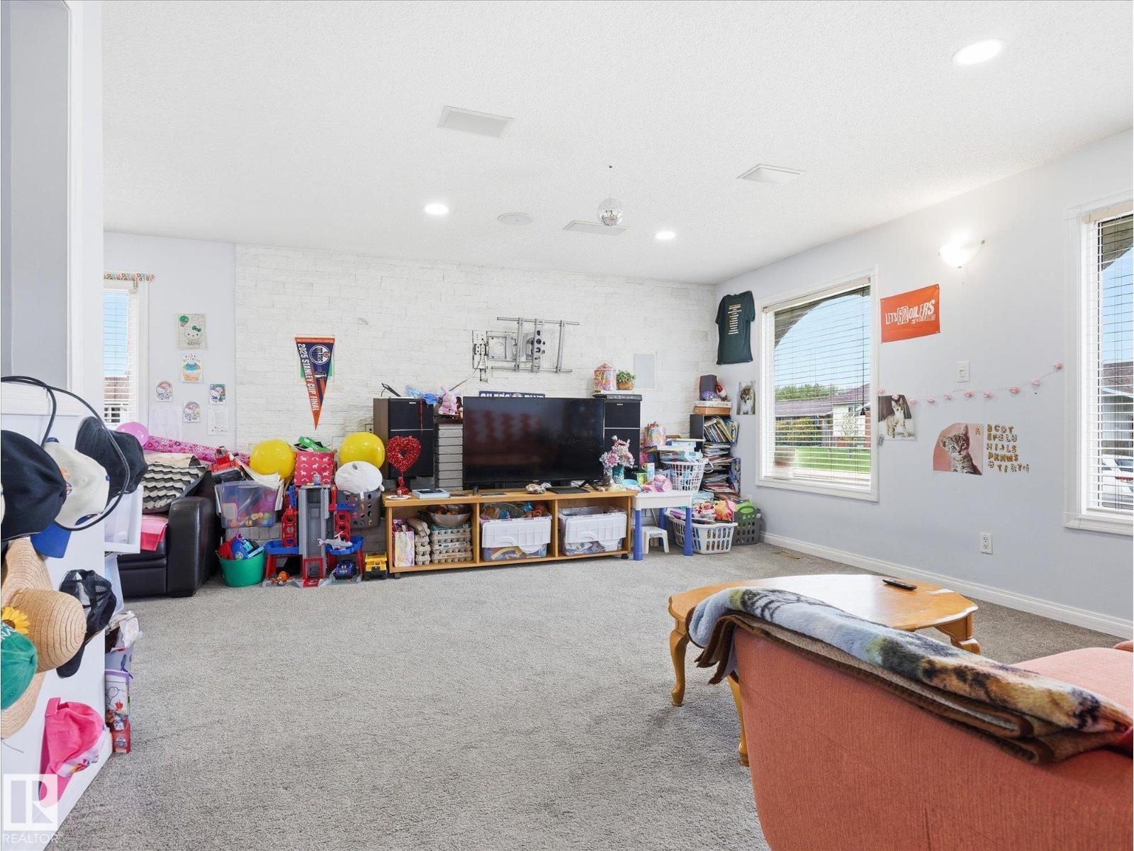 14320 117 Street NW, Edmonton, AB, T5X1S6 photo 4