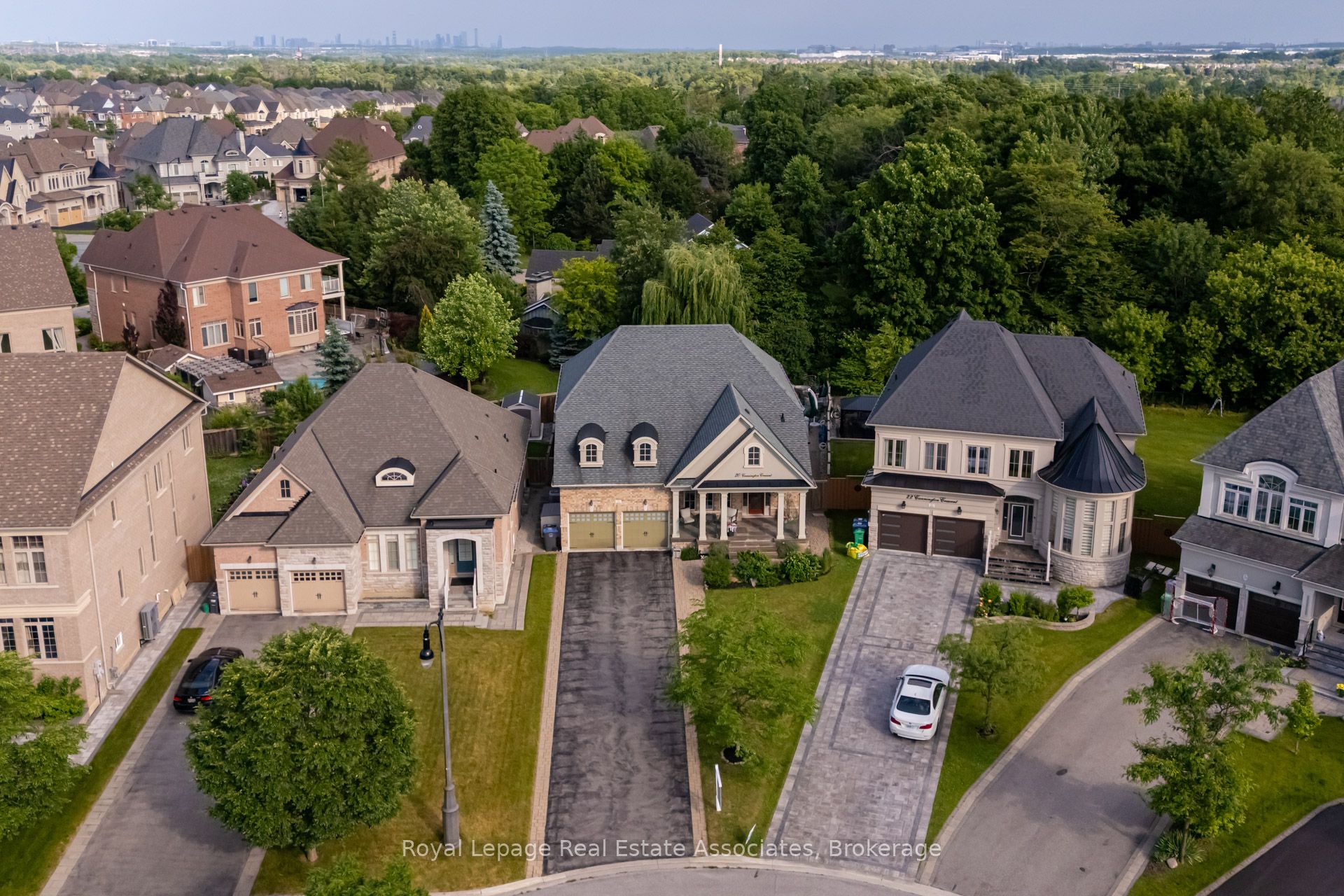 20 Cannington Crescent, Brampton, ON, L6X 0W6