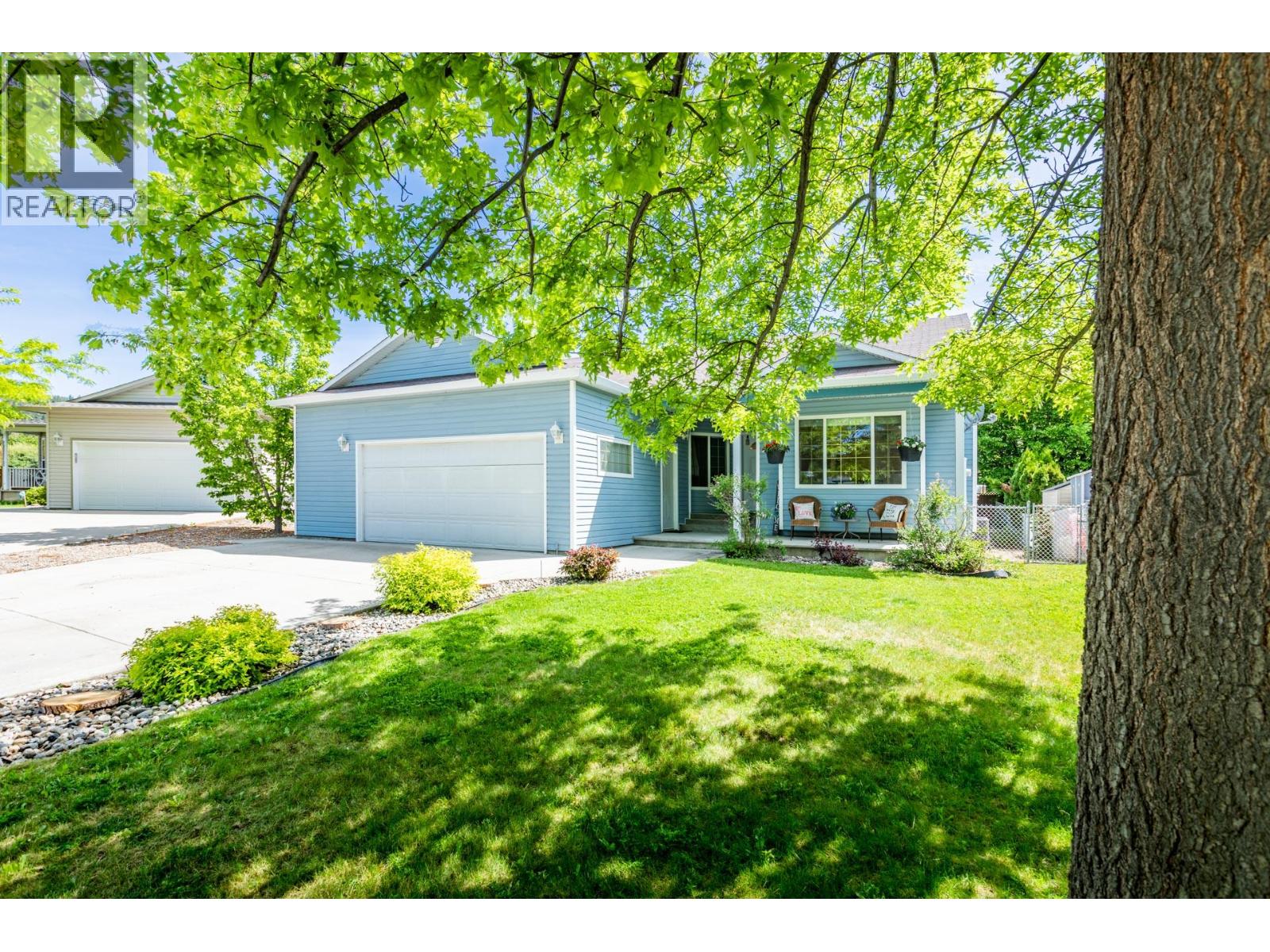 9-4450 Postill Drive, Kelowna, BC, V1X7T9 photo 2