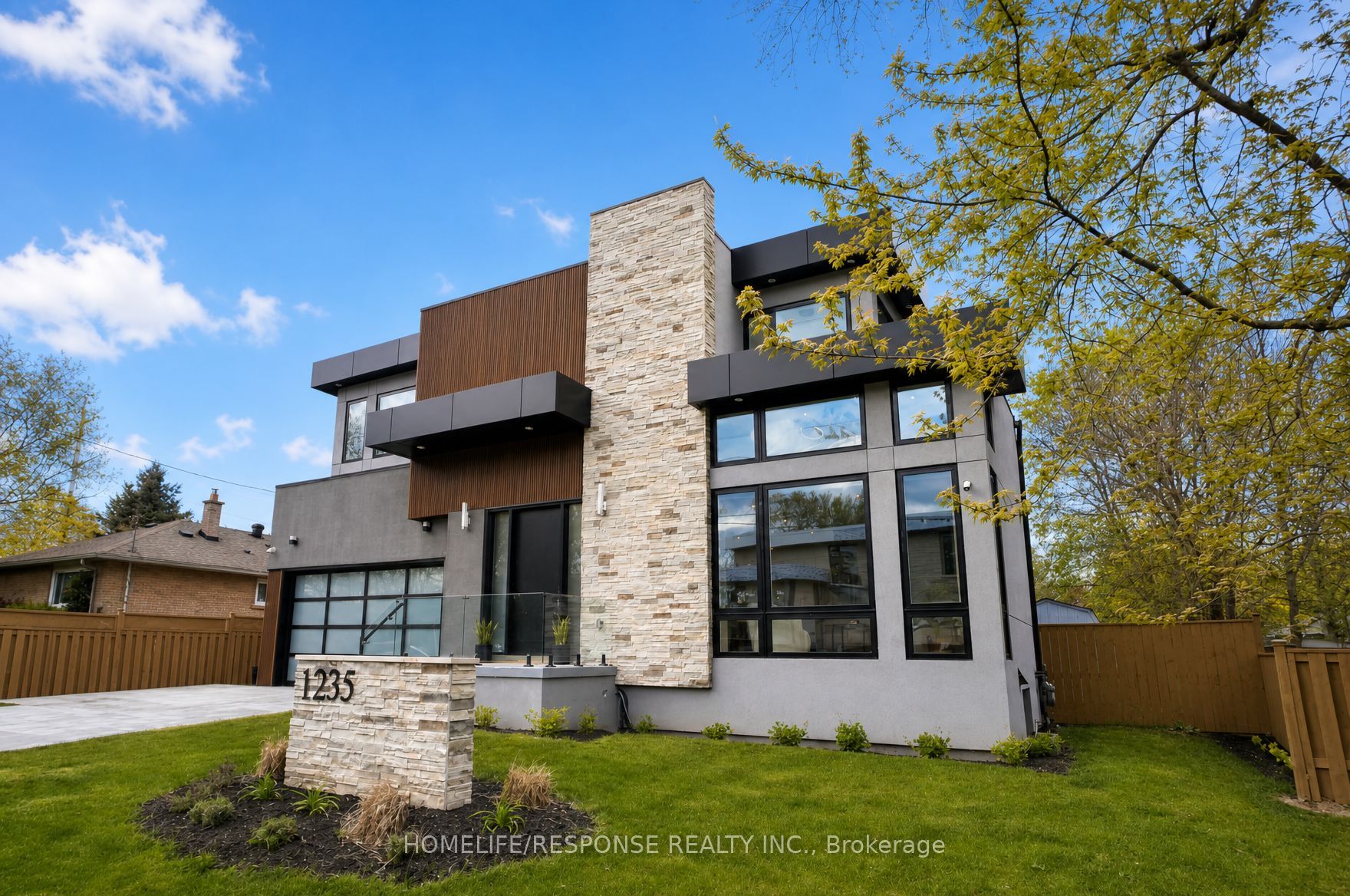 Additional image 4 of 1235 Whittington Road, Mississauga, ON, L5J 3J8