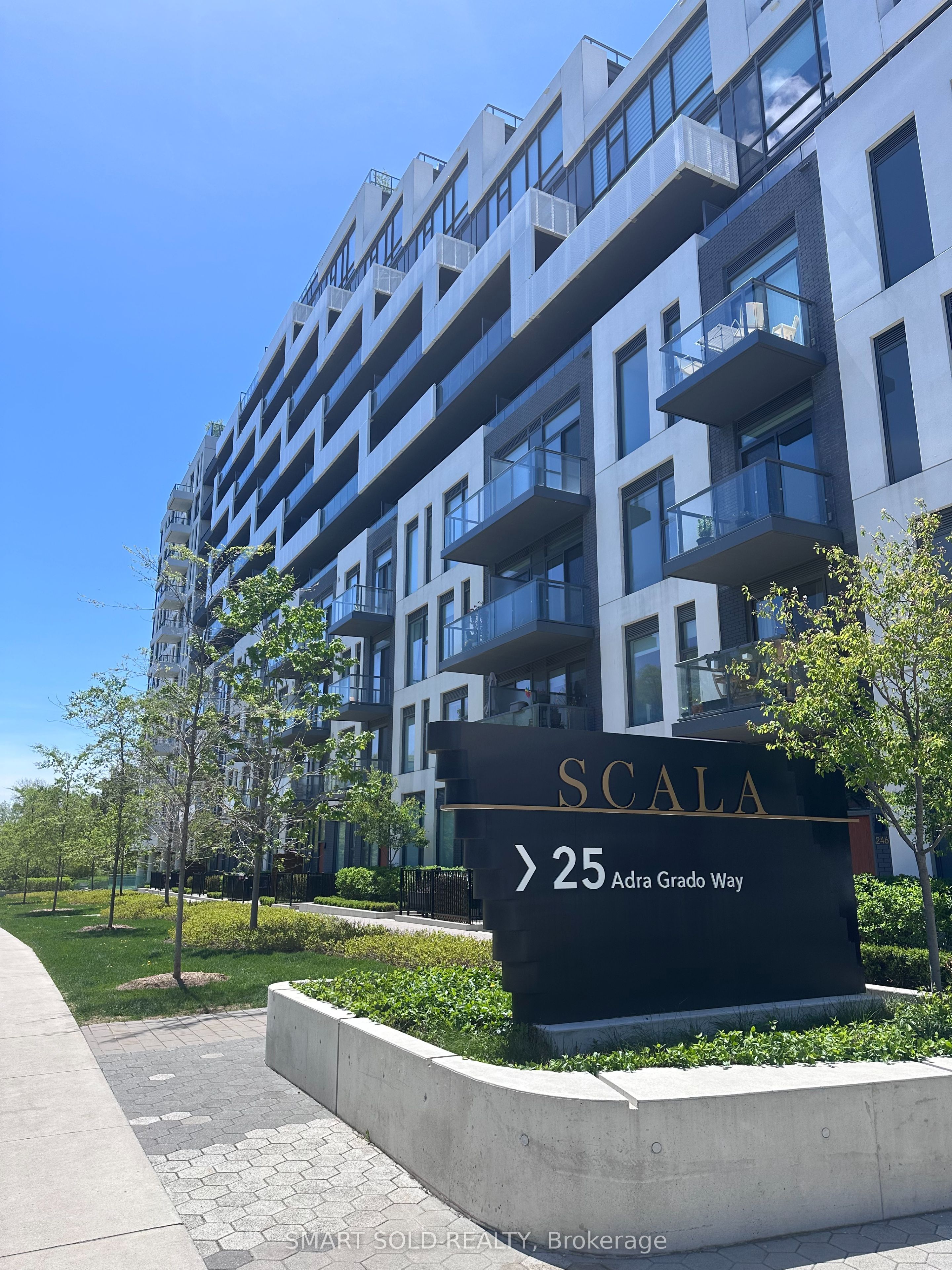 742-25 Adra Grado Way, Toronto, ON, M2J 2A8