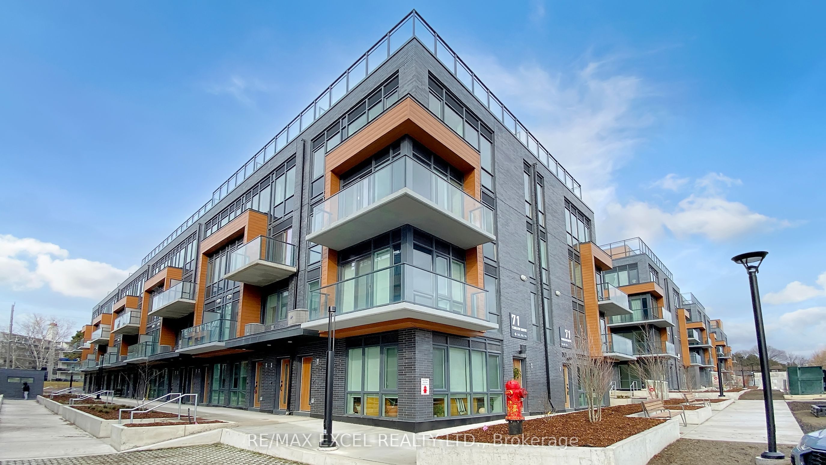 5-75 Curlew Drive, Toronto, ON, M3A 0A9