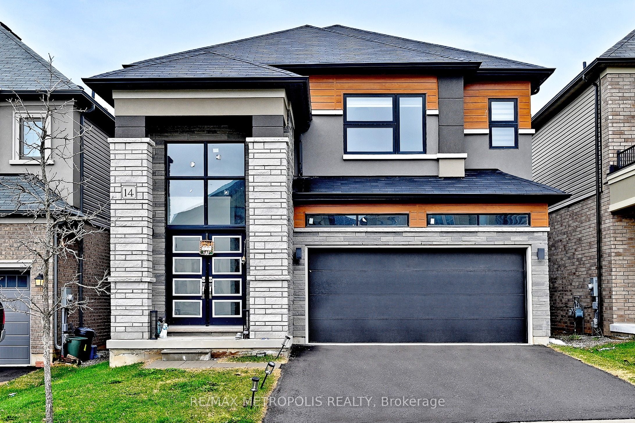 14 Jenner Drive, Brant, ON, N3L 3L3