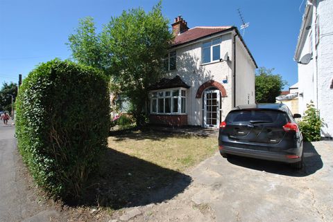 Cleveland Road, Uxbridge UB8