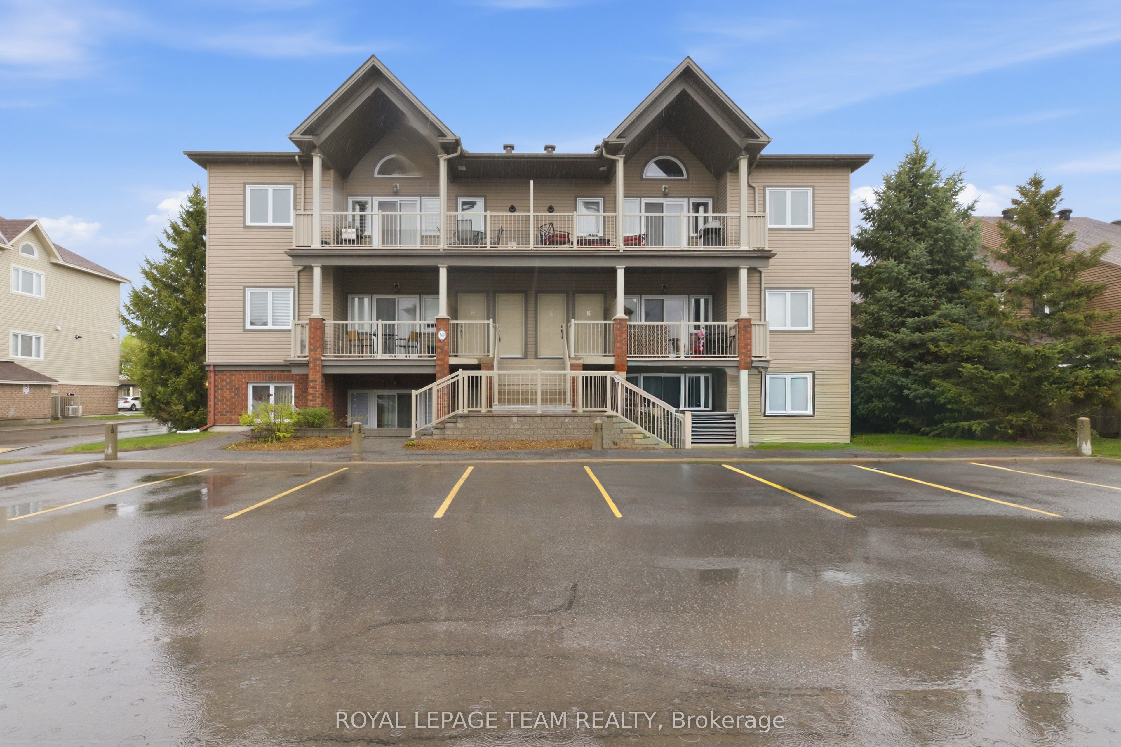 I-769 Cedar Creek Drive, Ottawa, ON, K1T 0B3