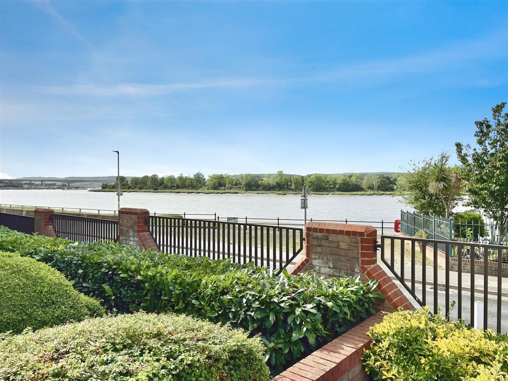 Additional image 3 of 2 bed flat for saleEsplanade, Rochester ME1