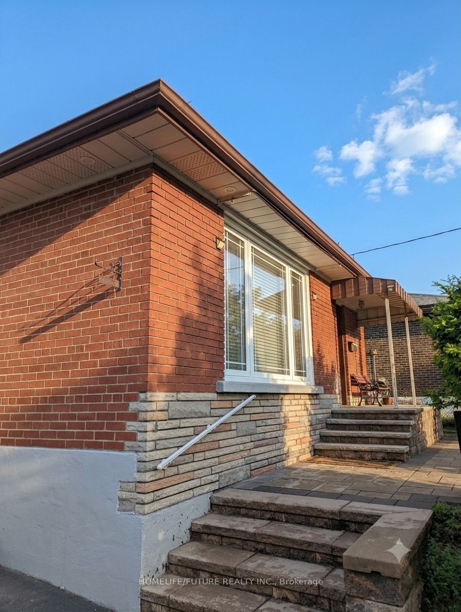 Additional image 2 of 36 Kim Court, Toronto, ON, M1K 3R6