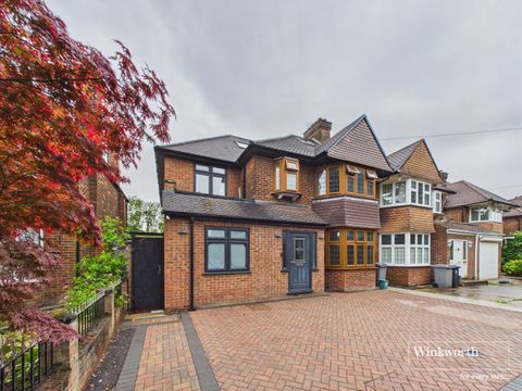 Salmon Street, London NW9