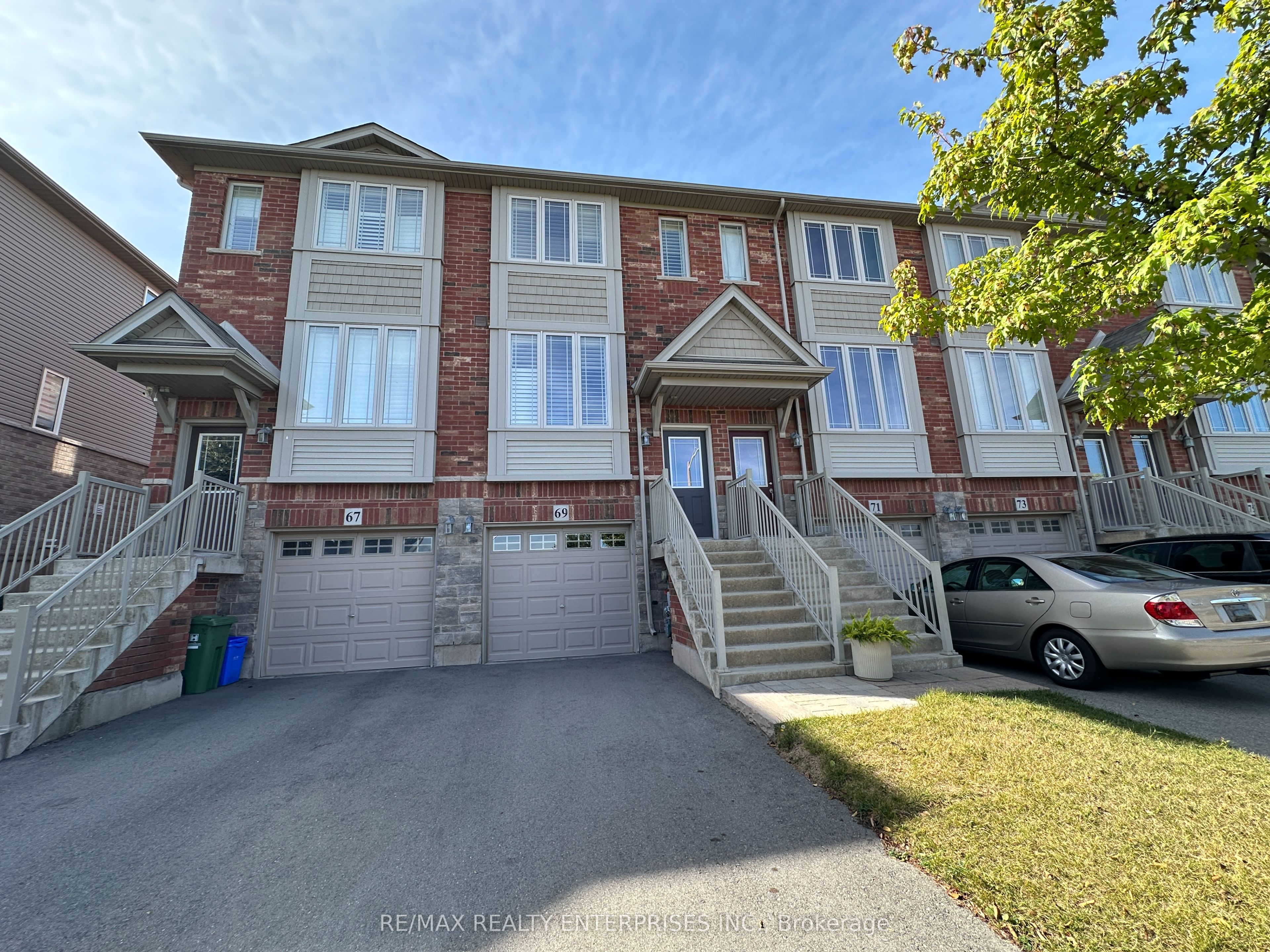 69 Edenrock Drive, Hamilton, ON, L8E 0G7