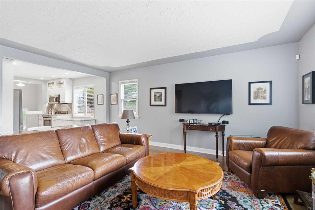 1945 Mountview Crescent NE, Calgary, AB, T2E 5N4 photo 3