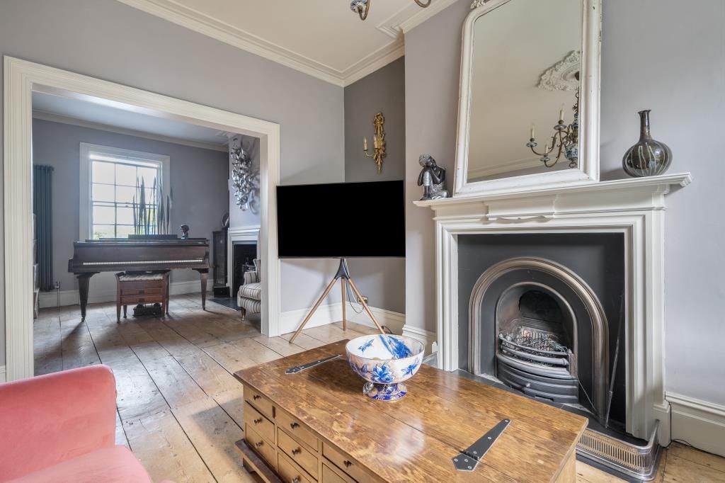 Additional image 4 of 4 bed terraced house for saleCastle Hill, Reading, Berkshire RG1