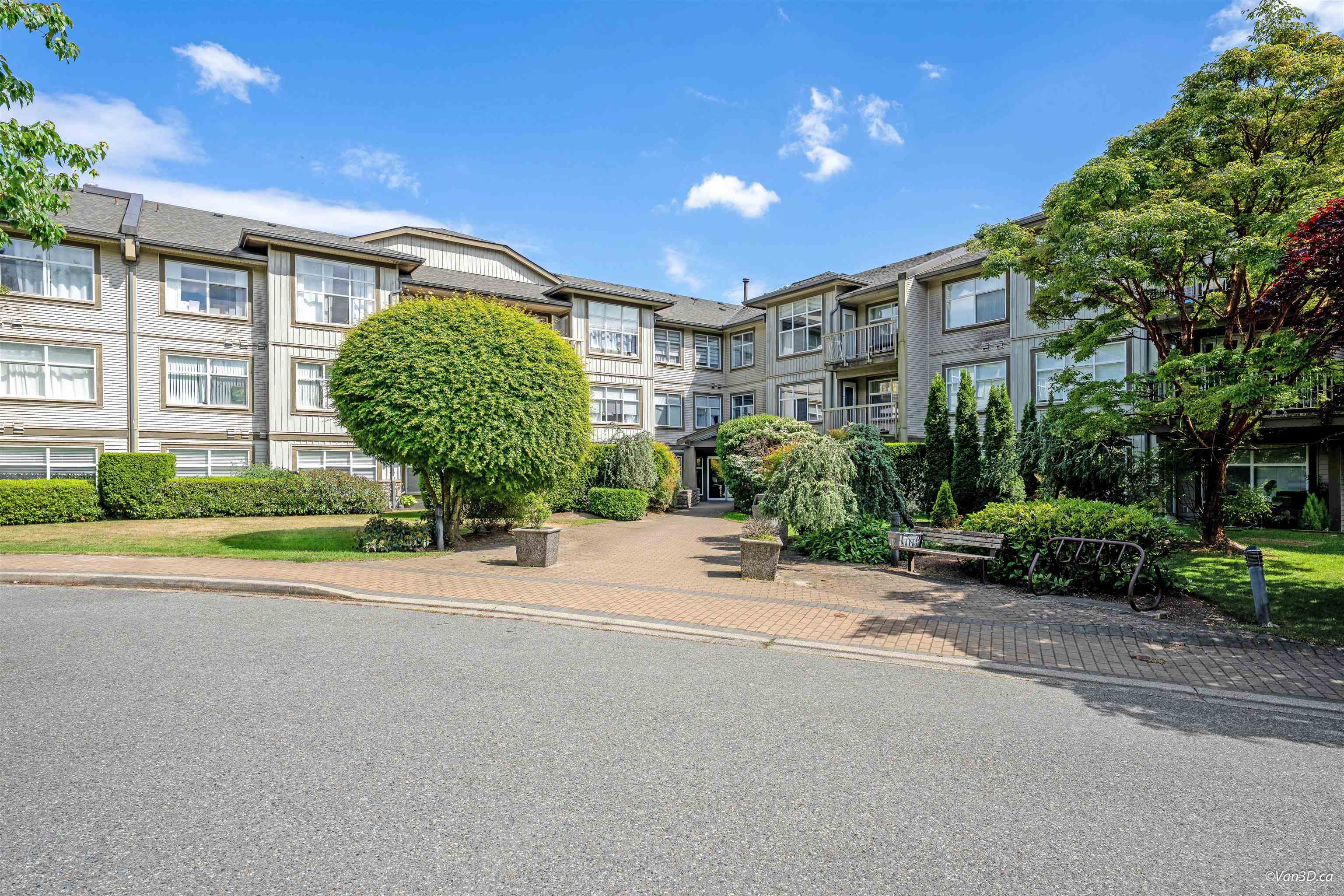 116-14885 105 Avenue, Surrey, BC, V3R 2V6