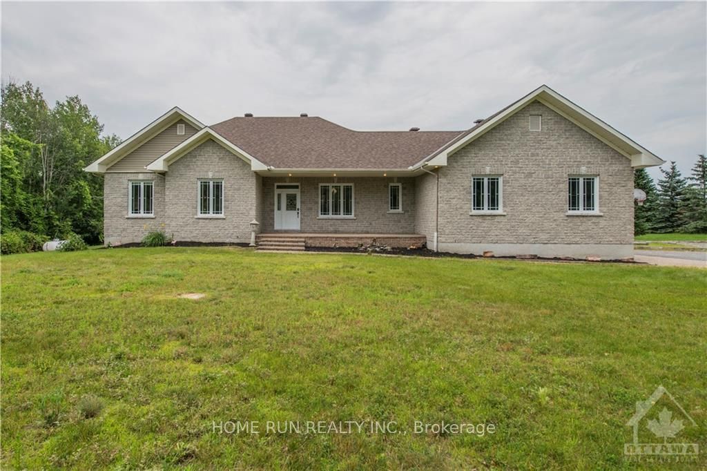 840 David Manchester Road, Ottawa, ON, K0A 1L0