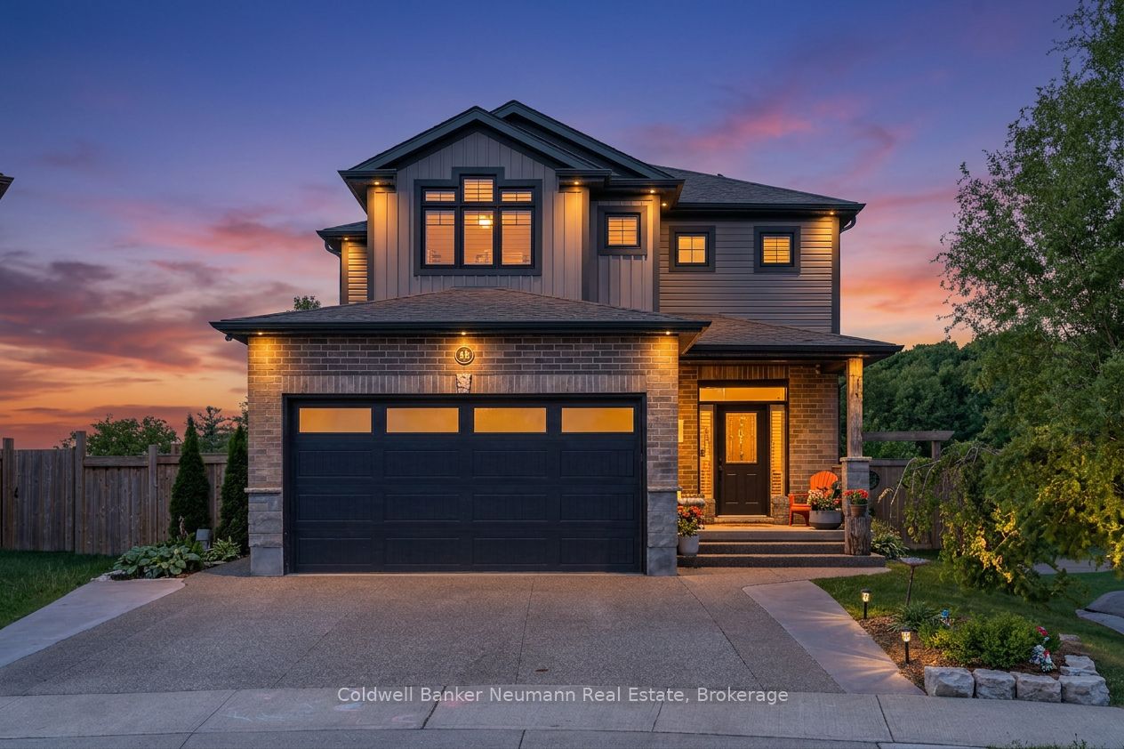 48 Newcastle Court, Kitchener, ON, N2R 0G7 photo 3