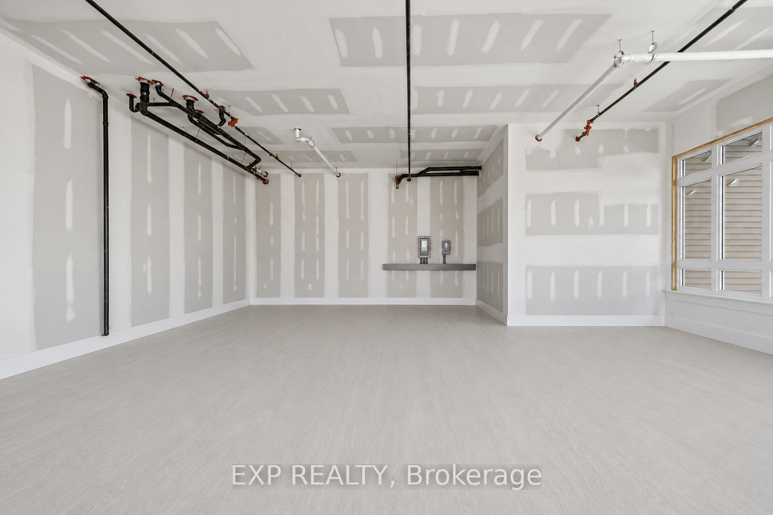 Additional image 5 of 1-1020 March Road, Ottawa, ON, K2K 1K7