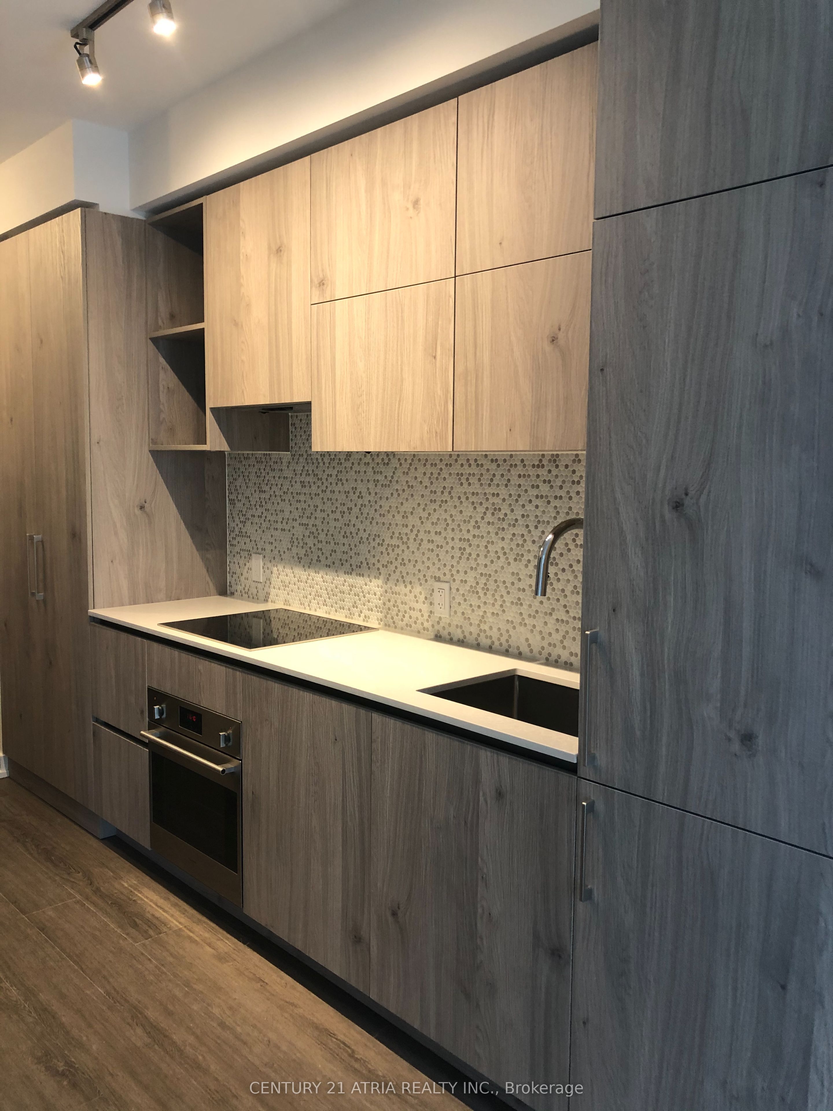 Additional image 5 of 2201-1 Yorkville Avenue, Toronto, ON, M4W 0B1