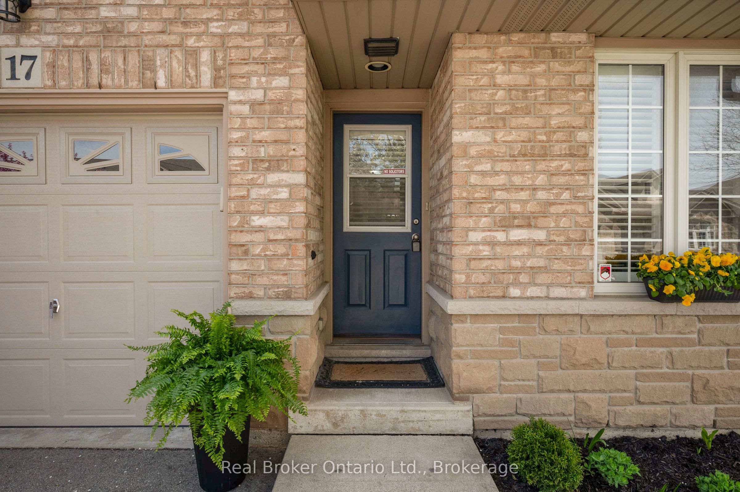 17-751 Rymal Road W, Hamilton, ON, L9B 2Y3 photo 2